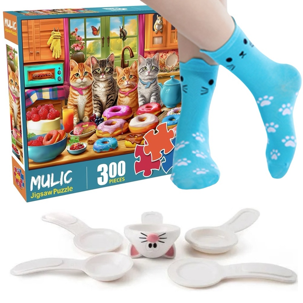 Cat Lovers Bundle – Puzzle, Measuring Spoons & Socks